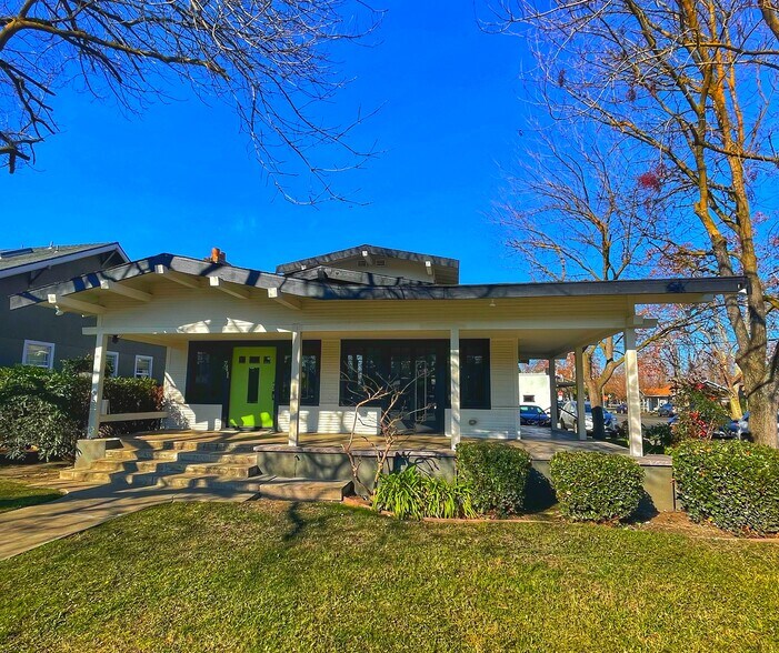 Primary Photo Of 741 E Main St, Turlock Office Residential For Lease