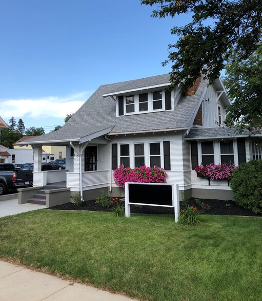 Primary Photo Of 615 S 1st Ave, Jamestown Office Residential For Lease