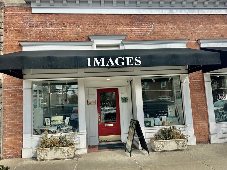 More Photos Of 202 Sound Beach Ave, Old Greenwich General Retail For Lease