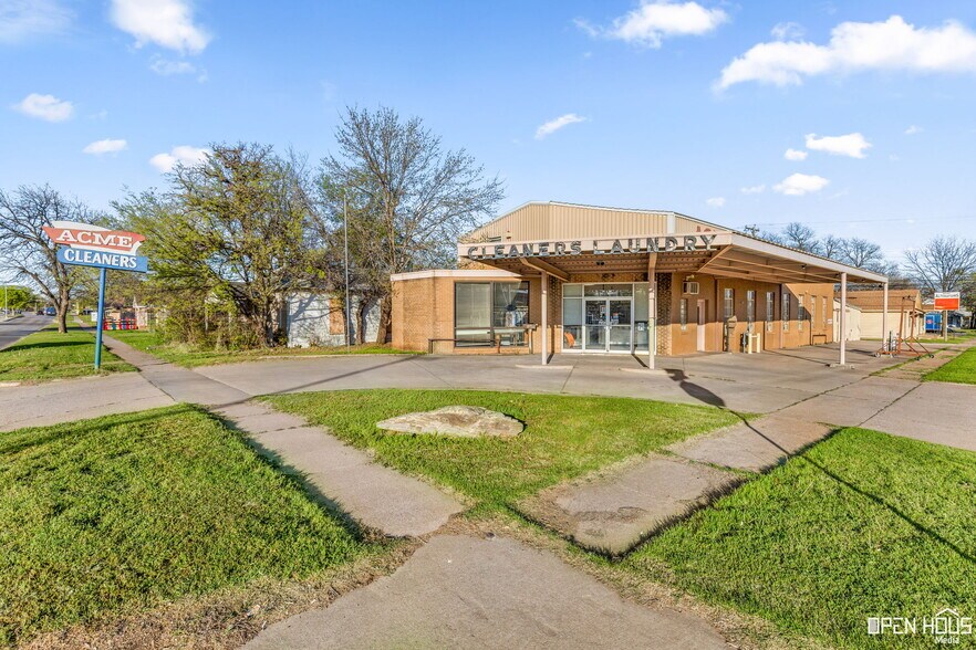 Primary Photo Of 1915 Kemp Blvd, Wichita Falls Office For Sale