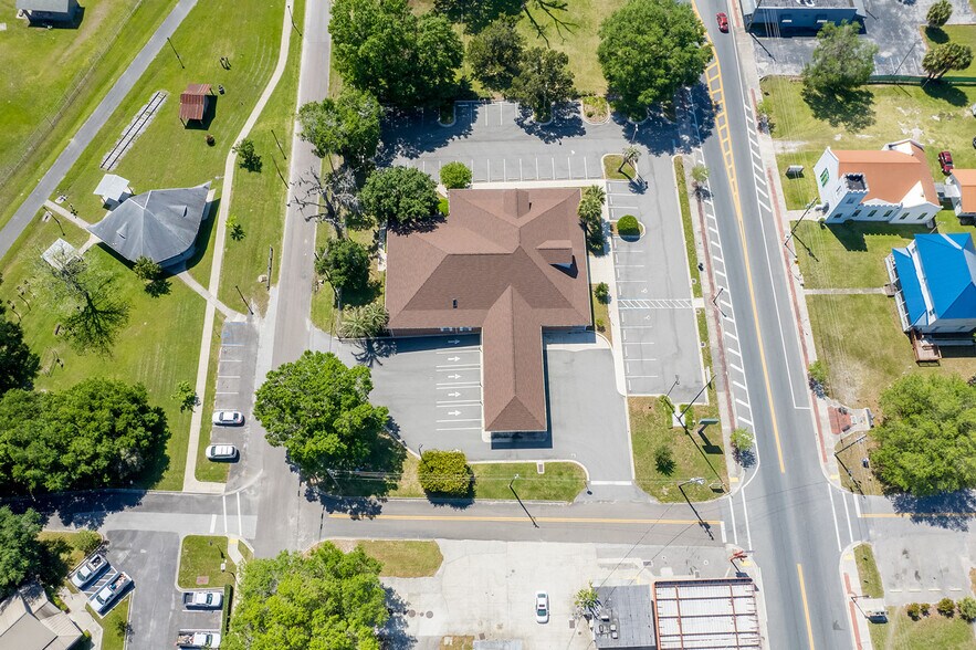 More Photos Of 300 W Main St, Lake Butler Storefront Retail Office For Sale
