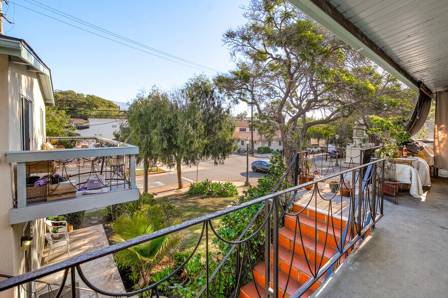 More Photos Of 333 E Carrillo St, Santa Barbara Apartments For Sale
