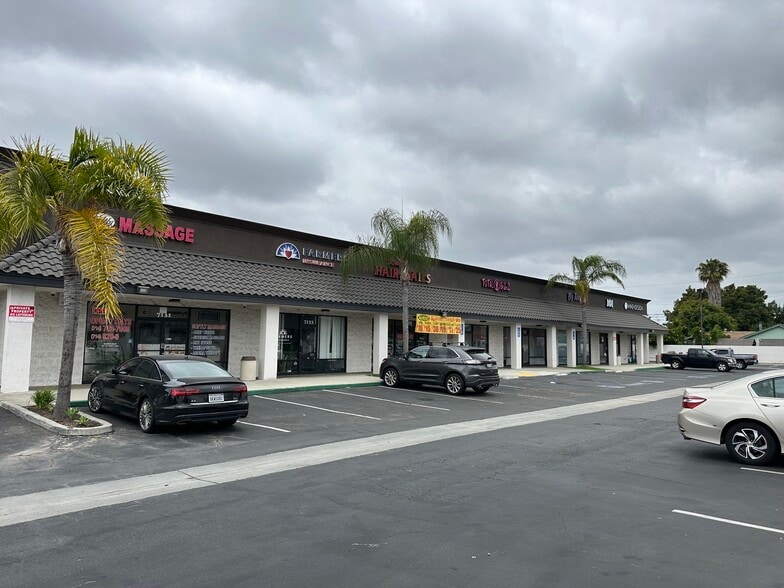 More Photos Of 7129-7159 Katella Ave, Stanton Unknown For Lease