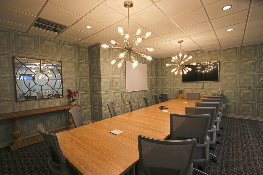 More Photos Of 101 NE 3rd Ave, Fort Lauderdale Office For Lease