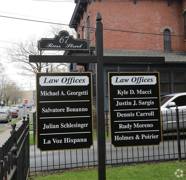 More Photos Of 67 Russ St, Hartford Office For Lease