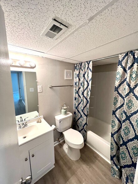 More Photos Of 3605 Gautier Vancleave Rd, Gautier Apartments For Sale