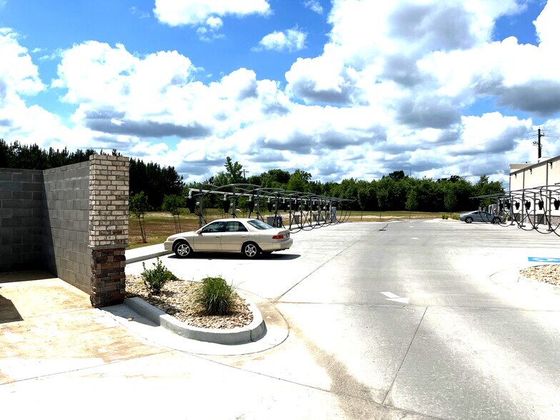 More Photos Of 2018 US-441 S, Dublin Carwash For Sale