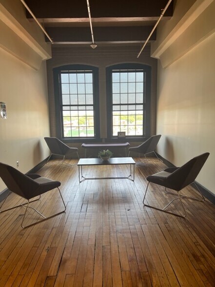 More Photos Of 701 Seneca St, Buffalo Light Manufacturing For Lease