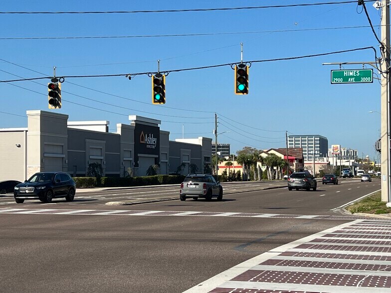 More Photos Of 2910 N Himes Ave, Tampa Unknown For Lease