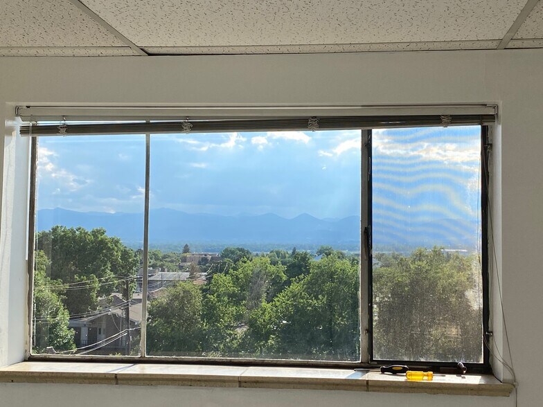 More Photos Of 1100 W Littleton Blvd, Littleton Loft Creative Space For Sale