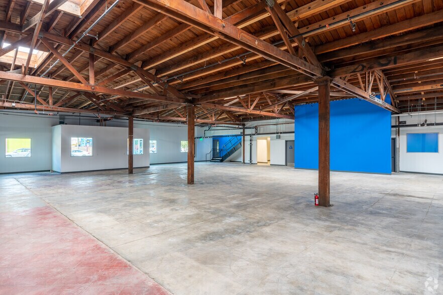 More Photos Of 5380 Alhambra Ave, Los Angeles Research And Development For Lease