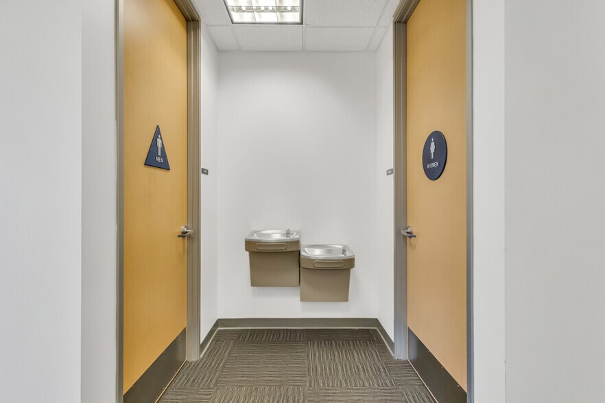 More Photos Of 2206 Plaza Dr, Rocklin Office For Sale