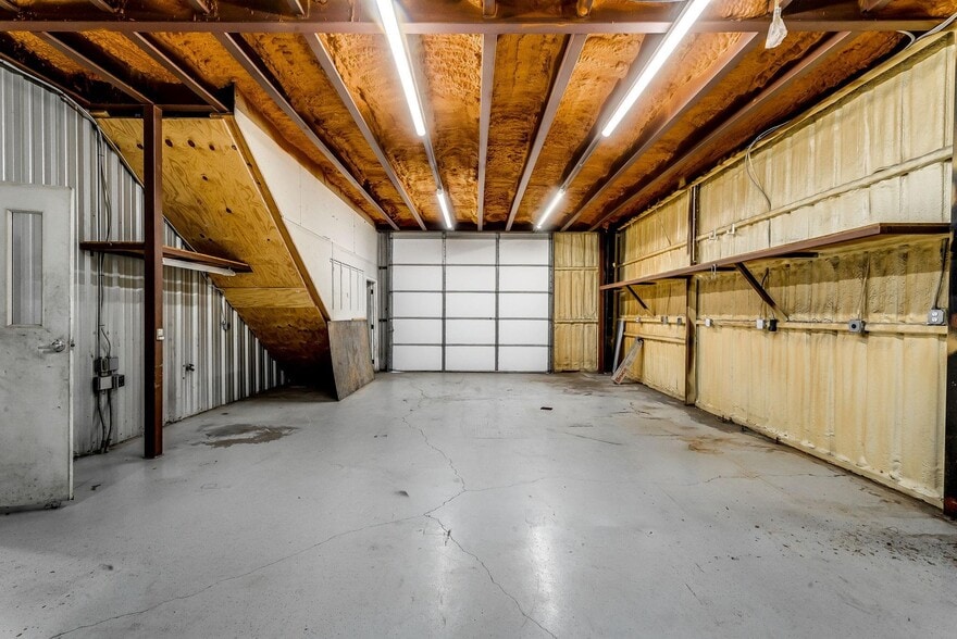 More Photos Of 2217 Old Dennis Rd, Weatherford Service For Sale