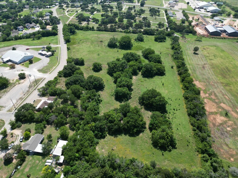 More Photos Of 511 E Moore St, Granbury Land For Sale