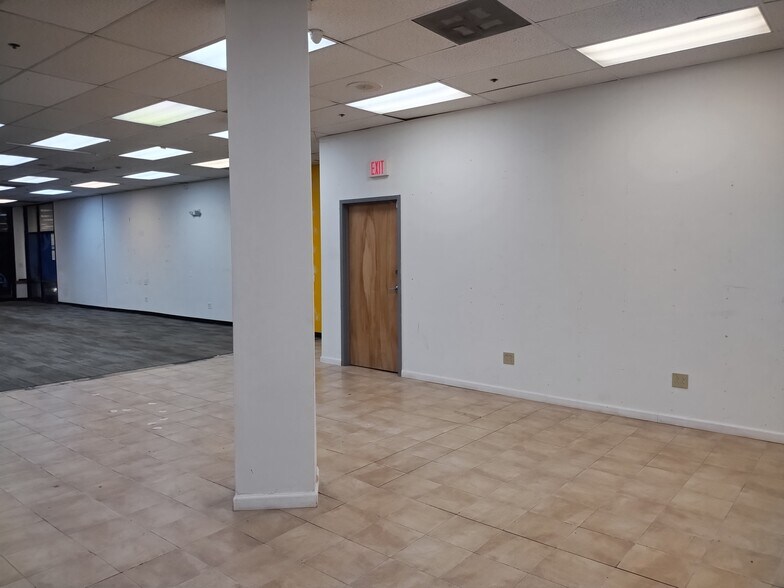 More Photos Of 4310-4328 Main St, Bridgeport Storefront For Lease