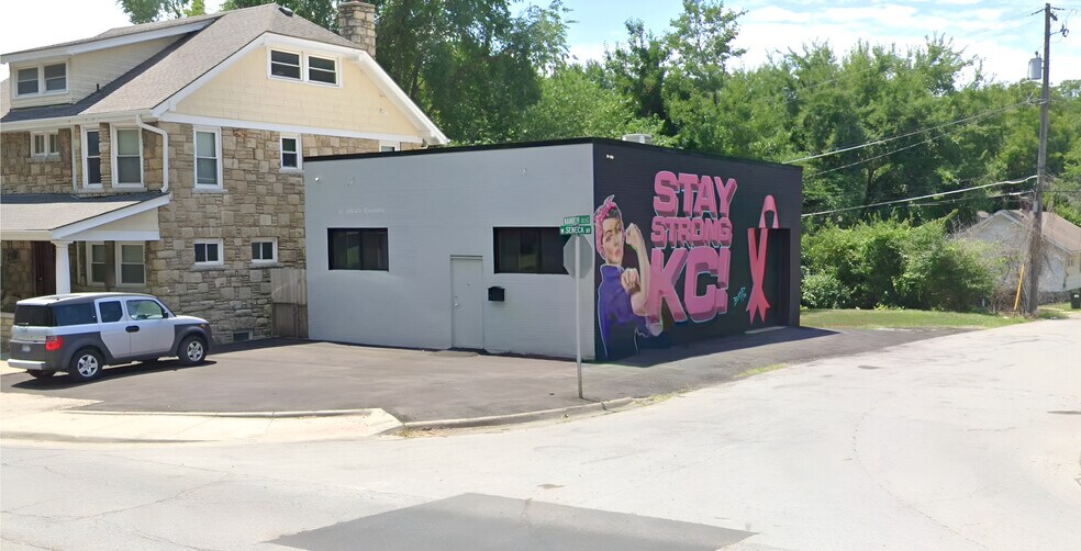 More Photos Of 4400 Rainbow Blvd, Kansas City Warehouse For Lease