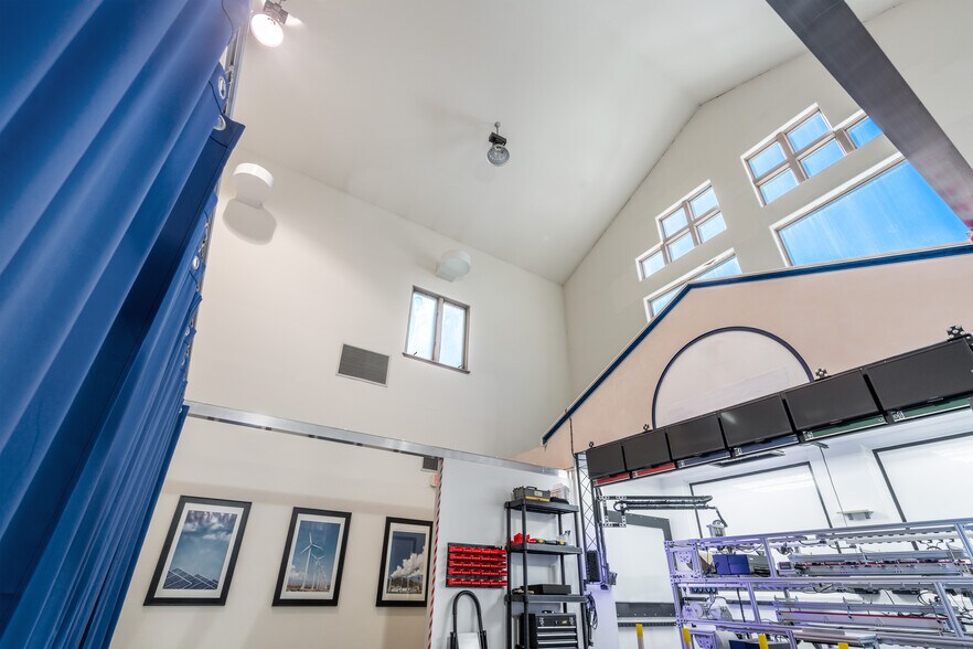 More Photos Of 124 Siringo Rd, Santa Fe Office For Sale