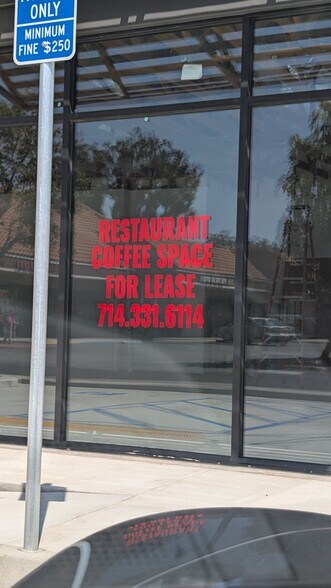 More Photos Of 2095 E Orangethorpe Ave, Placentia Fast Food For Lease