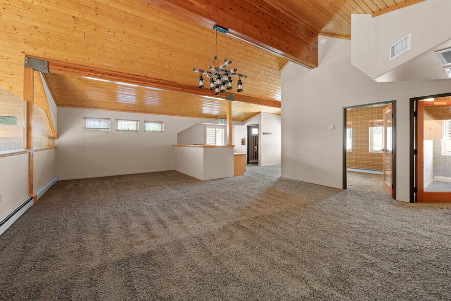 More Photos Of 42718 Moonridge Rd, Big Bear Lake Office For Sale