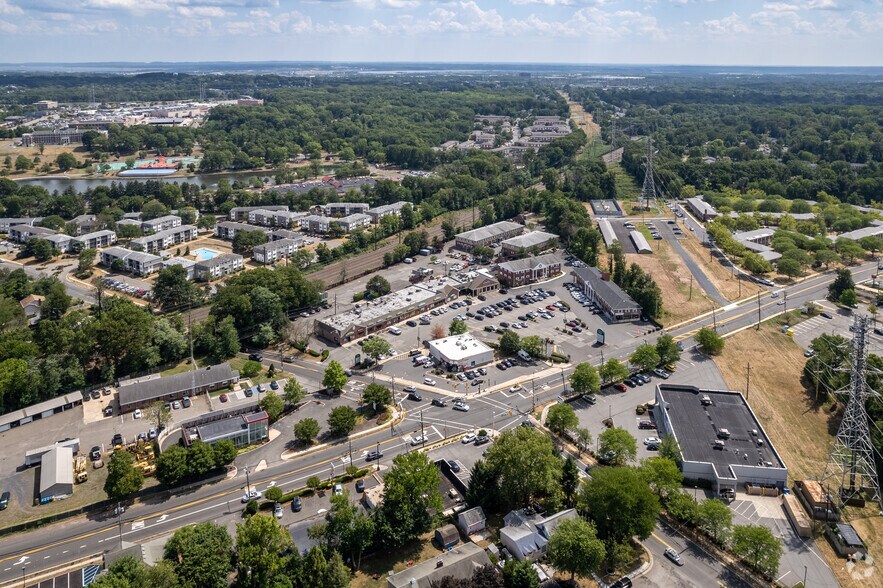 More Photos Of 1 Lincoln Hwy, Edison Unknown For Lease