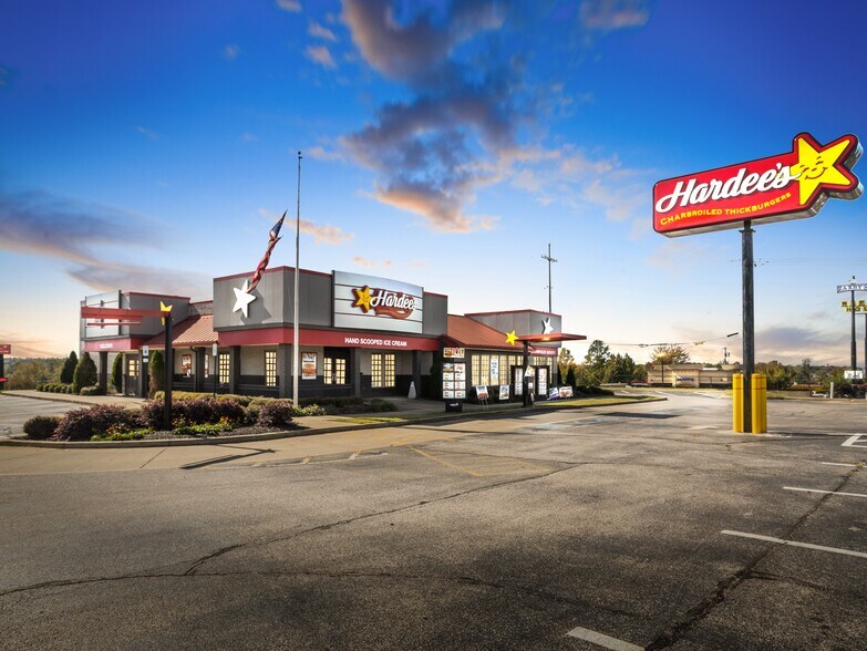 Primary Photo Of 749 W Goodman Rd, Horn Lake Restaurant For Lease