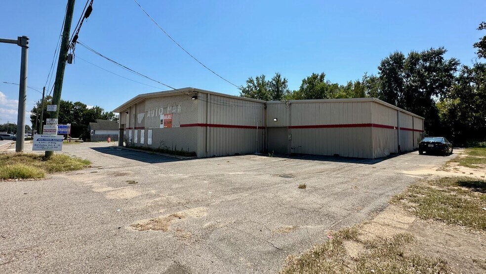 More Photos Of 3107 Spring Hill Ave, Mobile Freestanding For Sale