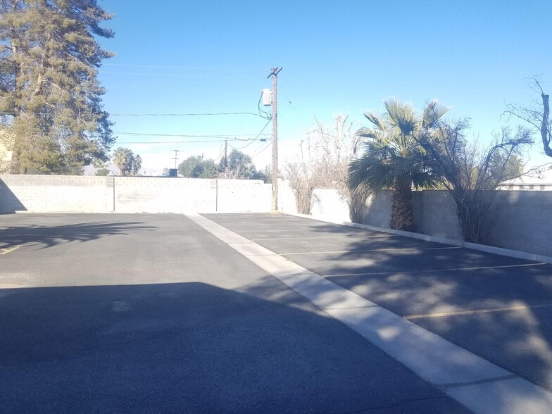 More Photos Of 2008 Hamilton Ln, Las Vegas Office For Sale