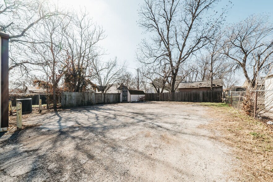 More Photos Of 2504 Holliday Rd, Wichita Falls Office For Sale