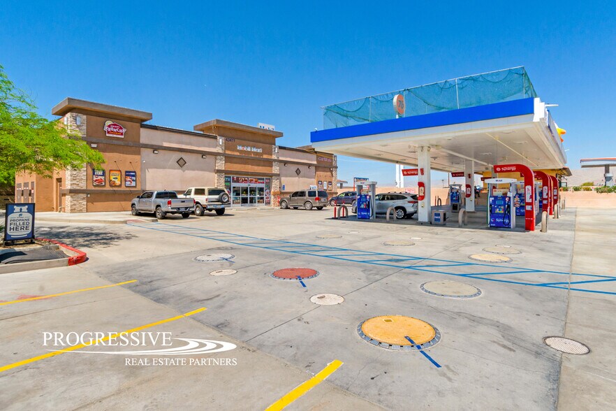 Primary Photo Of 43411 Monroe St, Indio Service Station For Sale