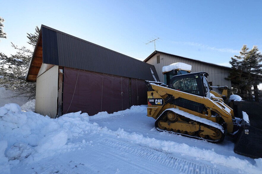 More Photos Of 105 E Jacob St, McCall Service For Sale