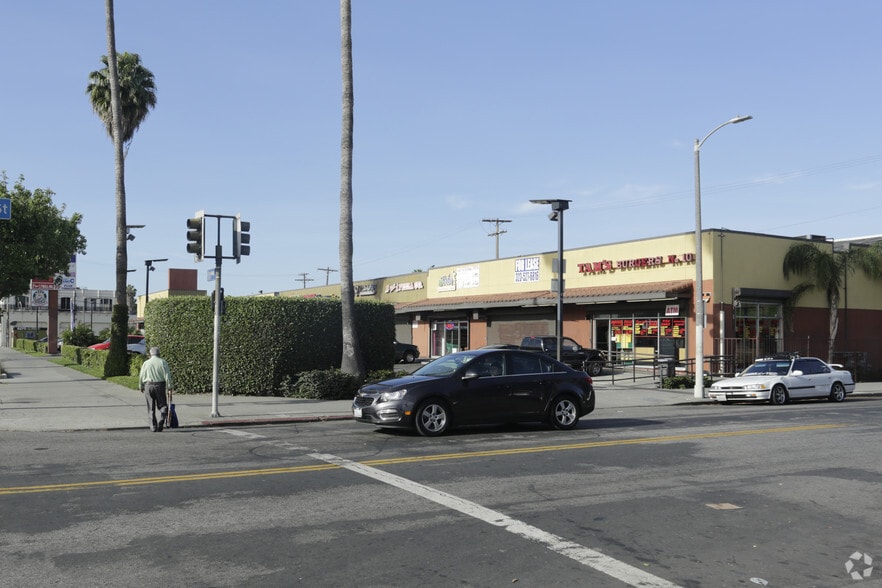 More Photos Of 4701-4725 S Broadway, Los Angeles Storefront For Sale