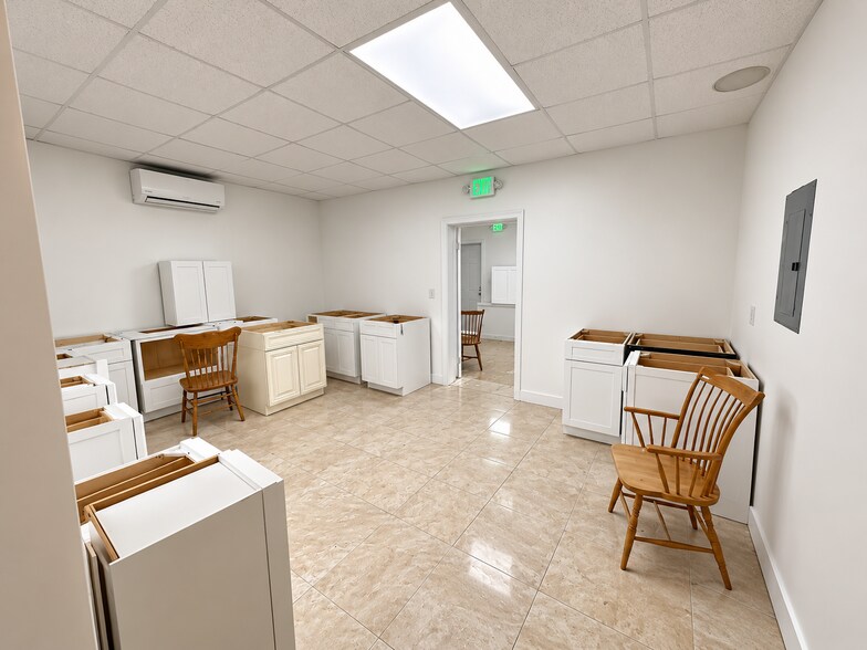 More Photos Of 1205 Crain Hwy N, Glen Burnie Storefront Retail Office For Sale