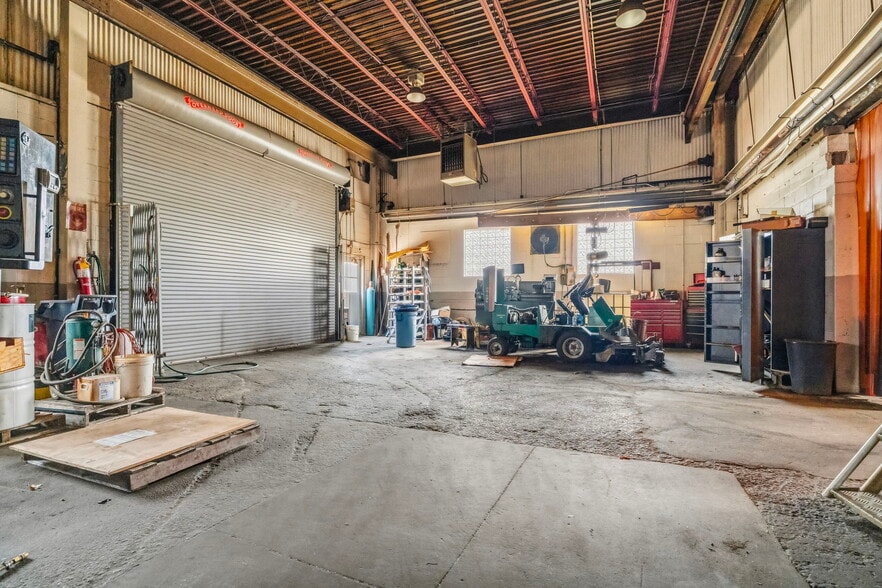 More Photos Of 1609-1625 Massillon Rd, Akron Warehouse For Sale