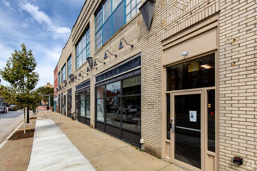 More Photos Of 2301-2317 E Carson St, Pittsburgh Office For Lease