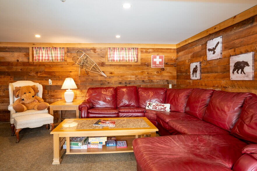 More Photos Of 2759 Vt Rt 11, Peru Hotel For Sale