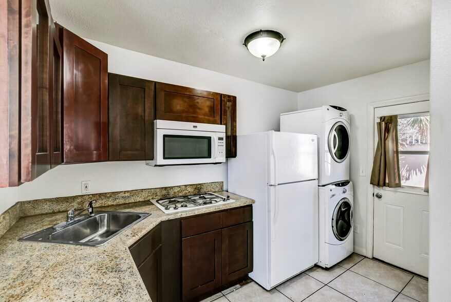 More Photos Of 2371 Mentone Ave, Mentone Apartments For Sale