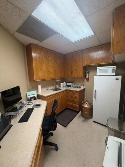 More Photos Of 3257 Professional Dr, Auburn Medical For Sale