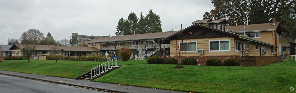 More Photos Of 928-990 Fir St S, Salem Apartments For Sale
