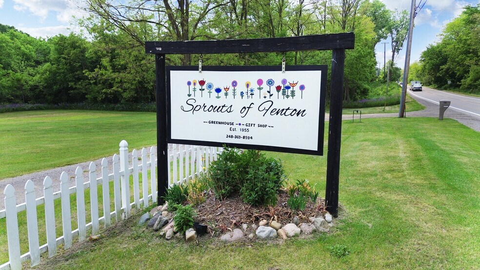 More Photos Of 2398 Grange Hall rd, Holly Land For Sale