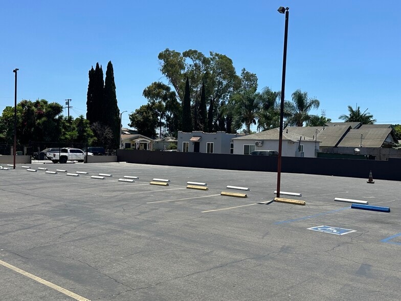 More Photos Of 2008 E 87th St, Los Angeles Schools For Sale
