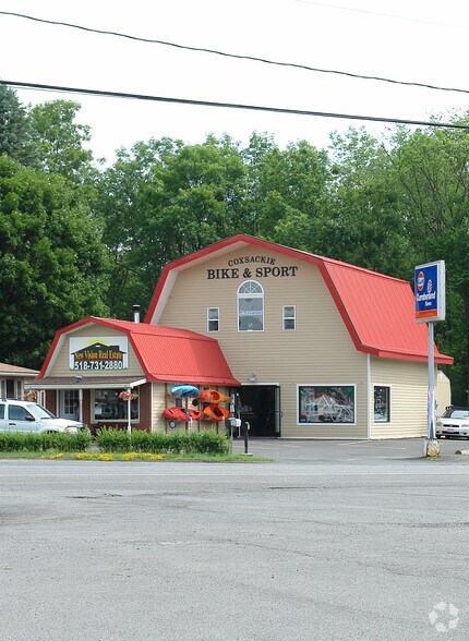 Primary Photo Of 369 Mansion St, West Coxsackie Freestanding For Sale