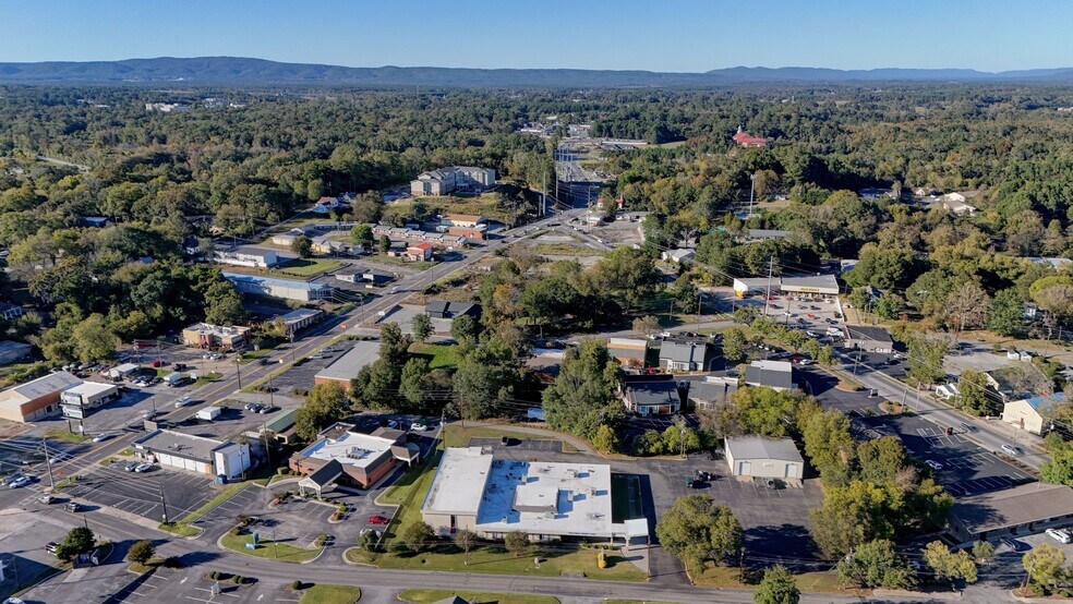 More Photos Of 315 W 10th St, Rome Medical For Sale