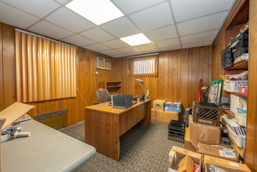 More Photos Of 2429 Vauxhall Rd, Union Township Office Residential For Sale