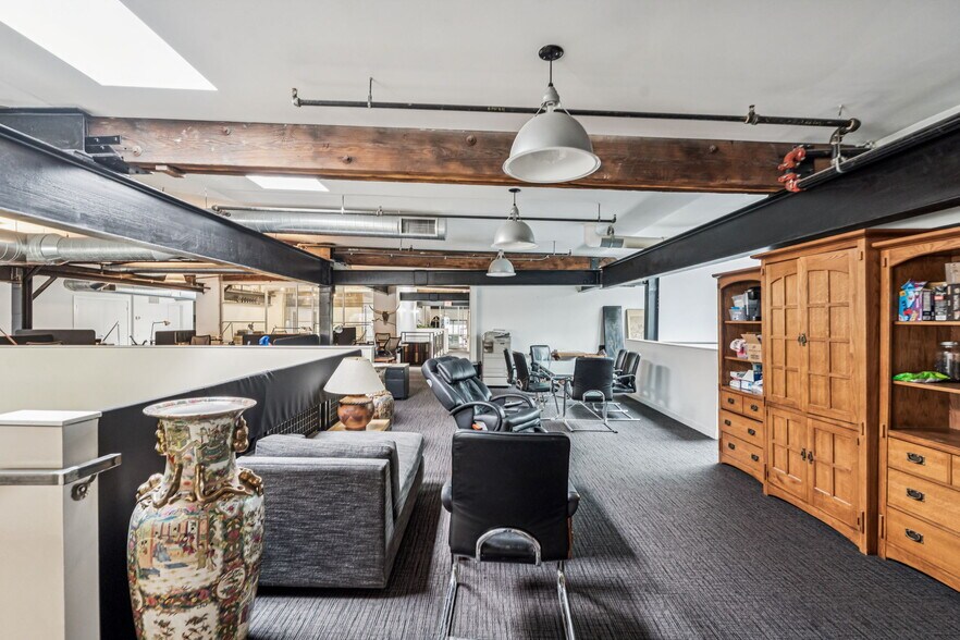 More Photos Of ,  Unknown For Sale