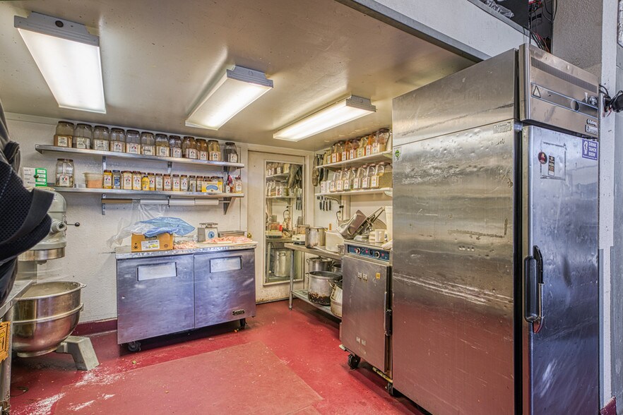 More Photos Of 3542 Lake Tahoe Blvd, South Lake Tahoe Restaurant For Sale