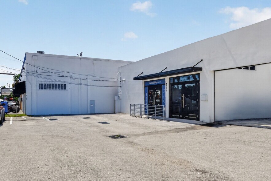 More Photos Of 4029 NW 25th St, Miami Warehouse For Lease