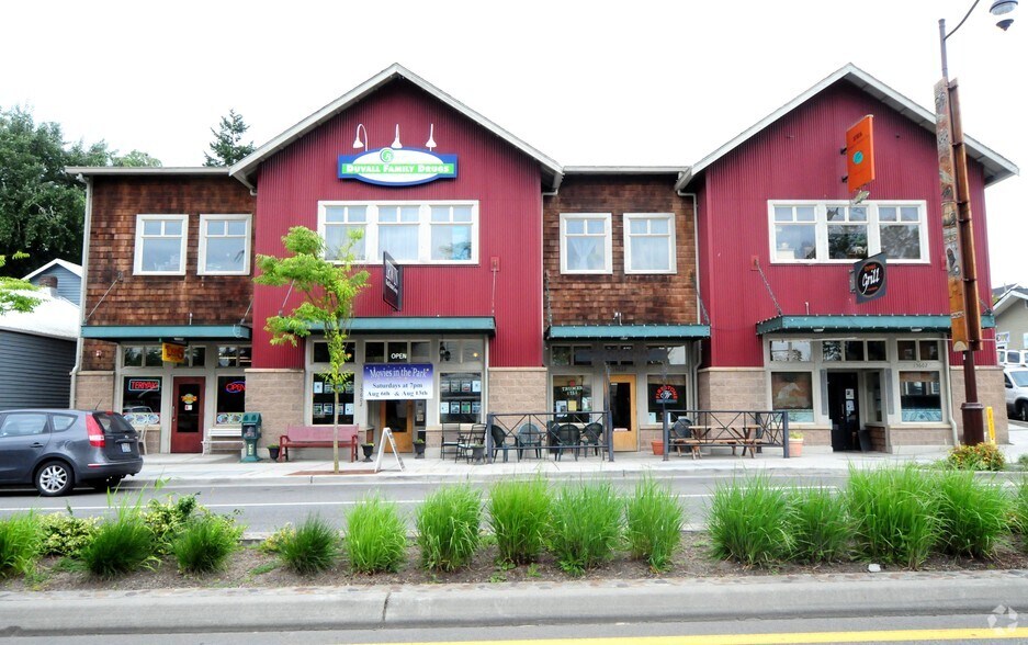 More Photos Of 15602 Main St NE, Duvall Storefront For Lease