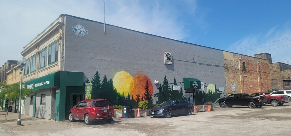 More Photos Of 2023 W Superior St, Duluth Storefront Retail Residential For Sale