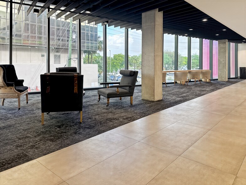 More Photos Of 1895 Tyler St, Hollywood Coworking Space