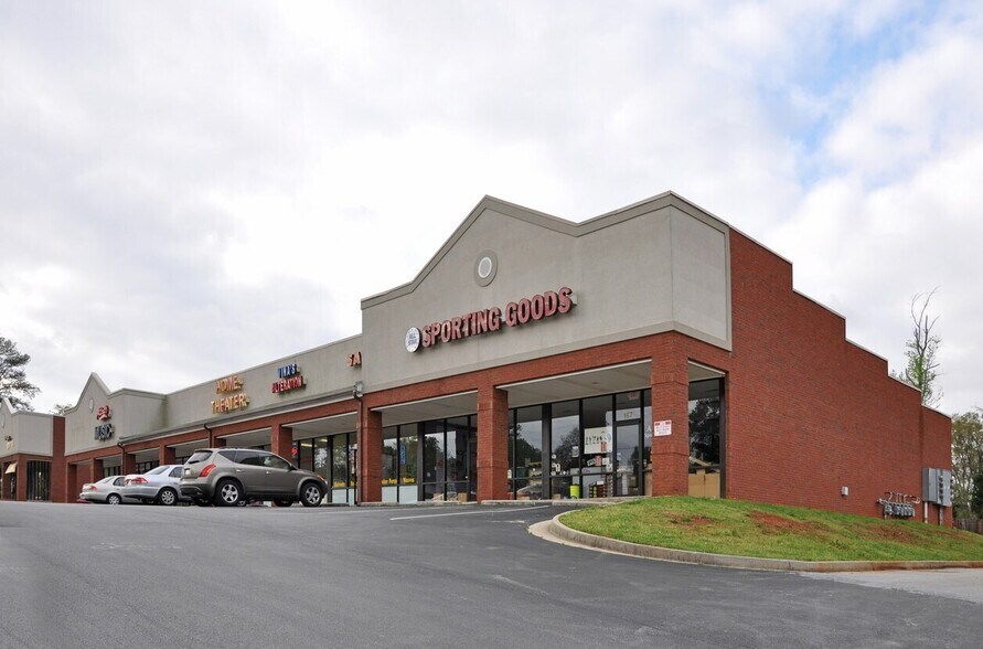 Primary Photo Of 141-167 Jonesboro Rd, McDonough Unknown For Lease